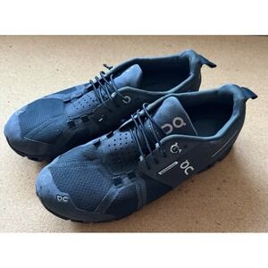 On Running Cloud 5 Waterproof Women's Size 8 Black Athletic Slip-On Shoes